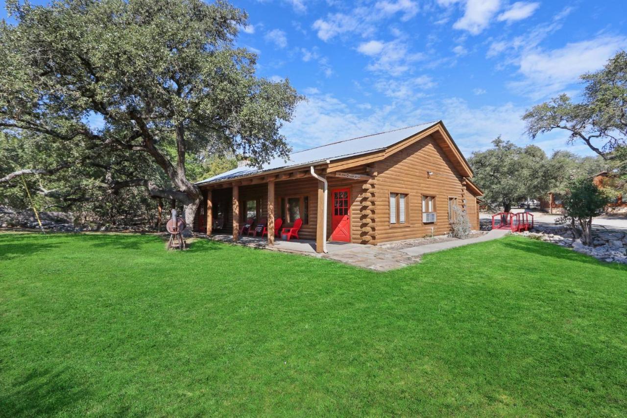 Wimberley Log Cabins Resort And Suites- Unit 3 Εξωτερικό φωτογραφία